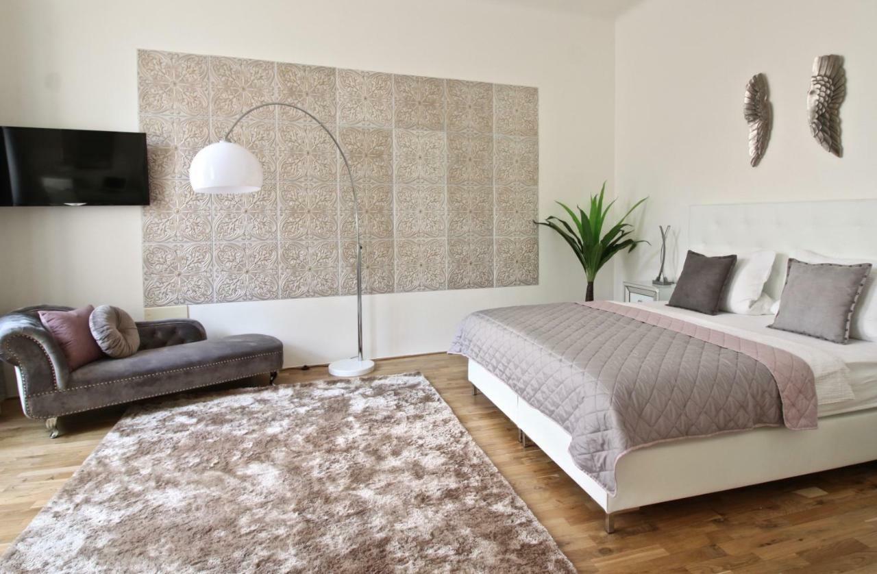 New Design & Style Apartment Old Town Xxl براغ المظهر الخارجي الصورة