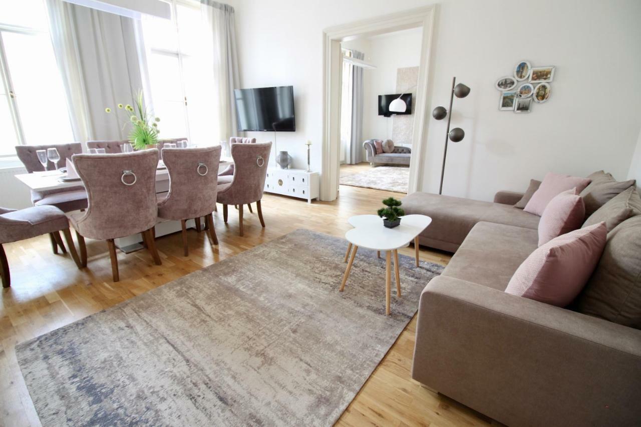 New Design & Style Apartment Old Town Xxl براغ المظهر الخارجي الصورة